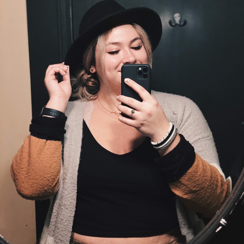 Meet your Posher, Kaylee